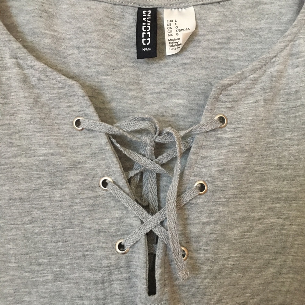 H&M Gray Lace-Up Front Cropped Tank Top Large L - Picture 4 of 4